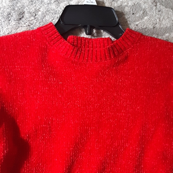 Arizon Jean Co. Red Sweater Fall - Picture 2 of 5